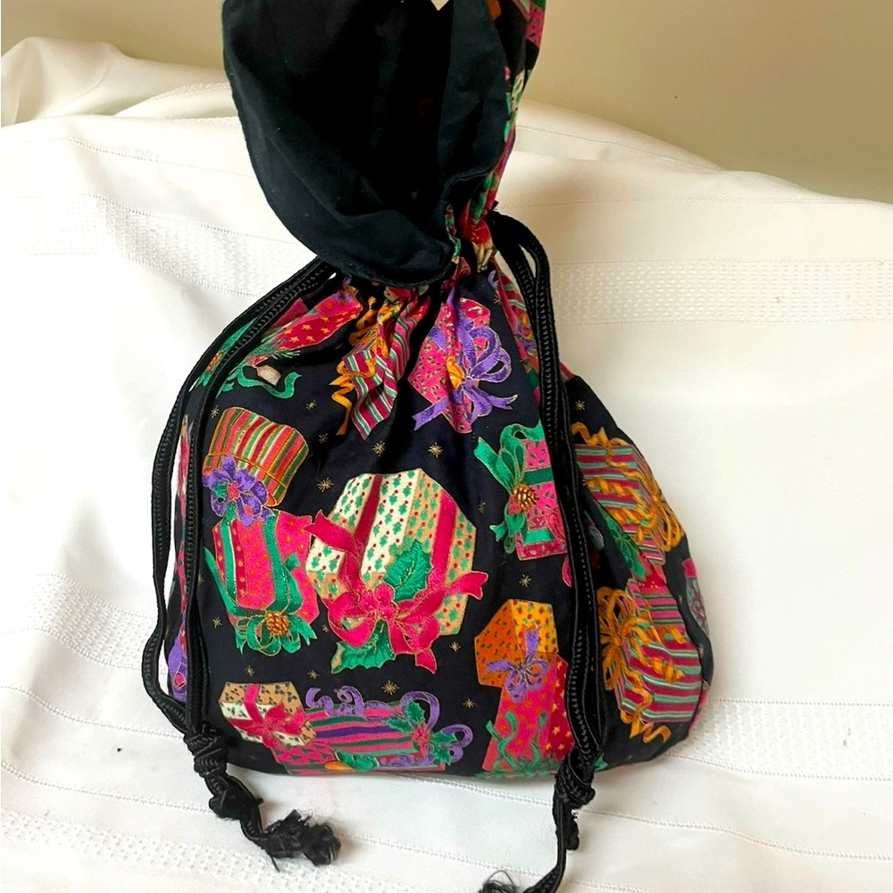 🎁Black Cosmetic Bag with Drawstring🎁